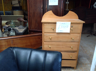 Carter's Upholstery - Furniture Dealers-Retail